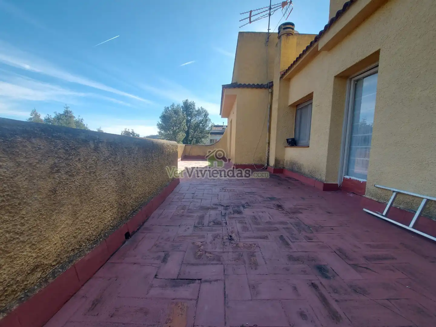 Vista exterior de Casa o chalet en venta en Vallirana con Calefacción, Jardín privado y Terraza
