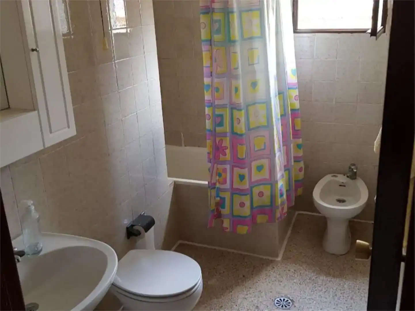 Baño de Piso en venta en Iznájar con Aire acondicionado, Amueblado y Balcón
