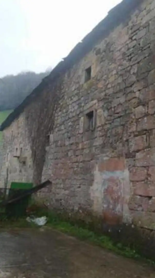 Casa rústica amb jardí en venda a Vega de Pas, imagen 5