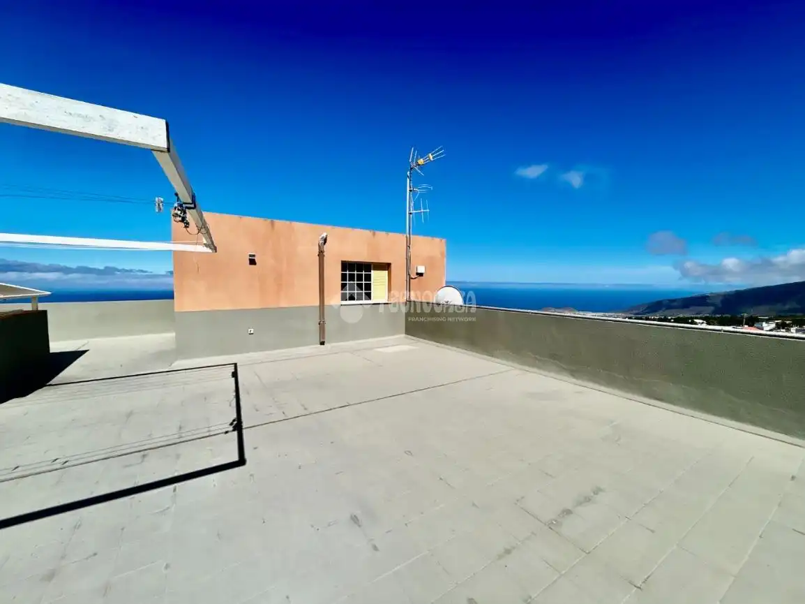 Vista exterior de Piso en venta en Arafo con Terraza y Trastero