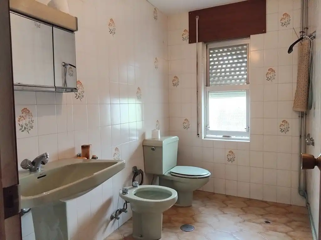Baño de Casa adosada en venta en Paderne con Calefacción, Jardín privado y Horno