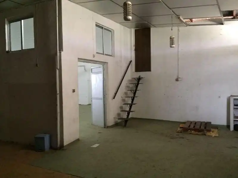 Nave industrial en venta en Carbajo