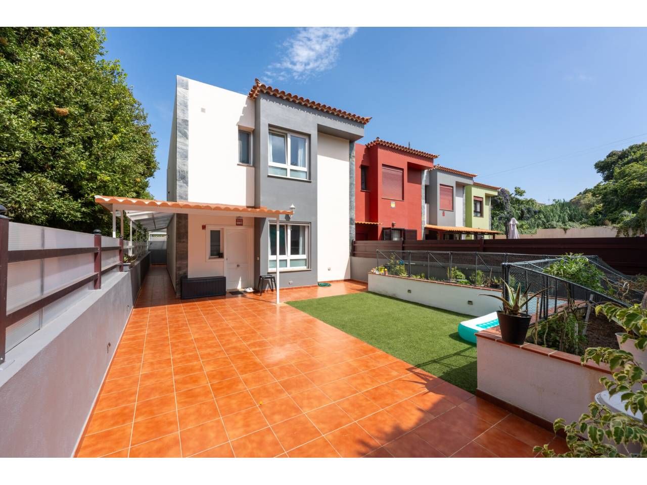 Exterior view of Single-family semi-detached for sale in Tacoronte  with Private garden, Parquet flooring and Terrace