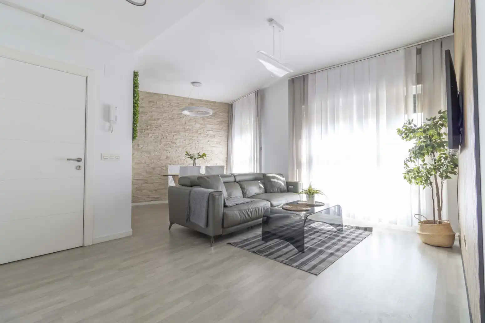 Sala de estar de Piso en venta en Sevilla con Aire acondicionado, Calefacción y Jardín privado