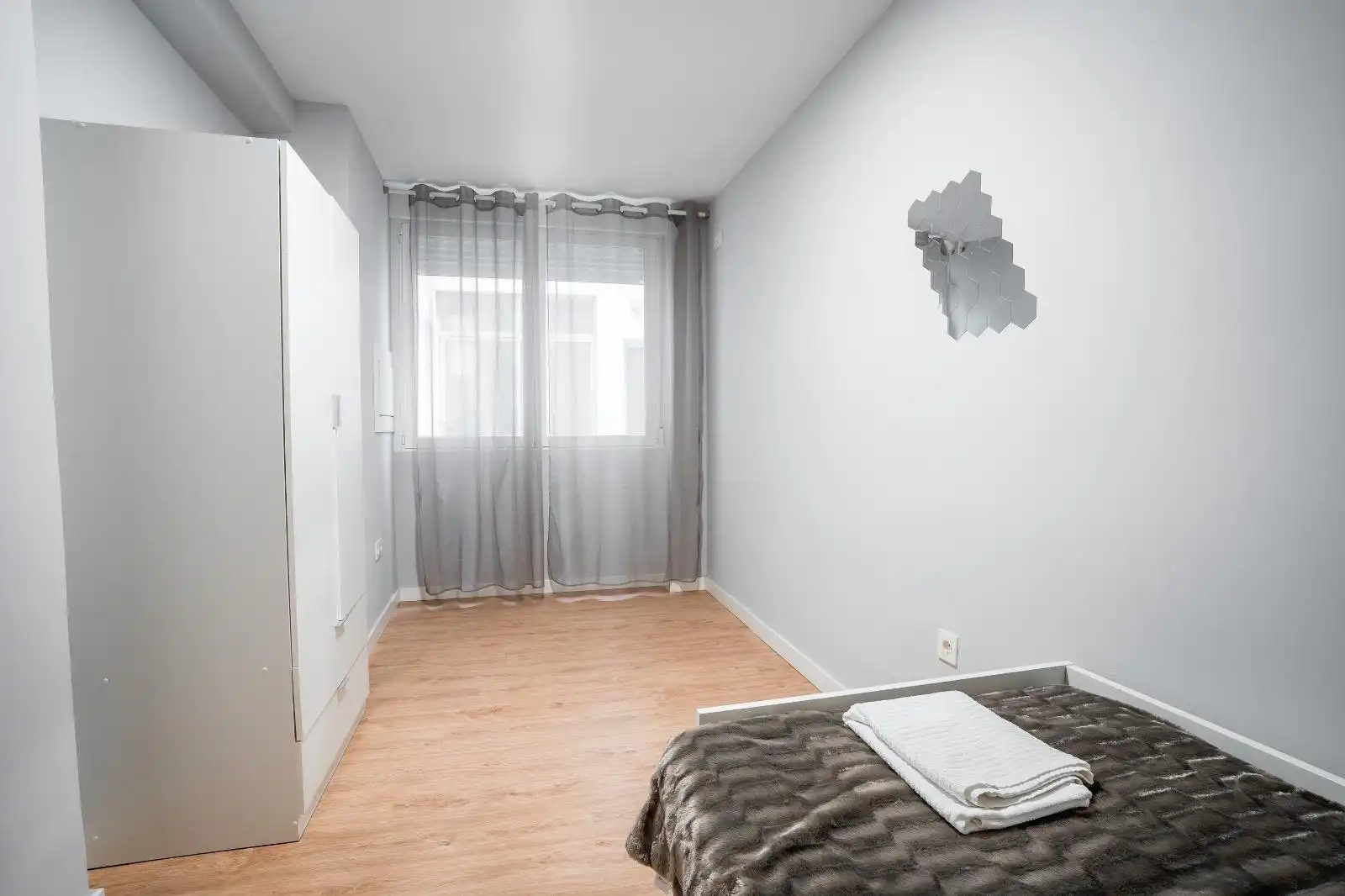 Schlafzimmer von Wohnung zur untervermieten in Beiro