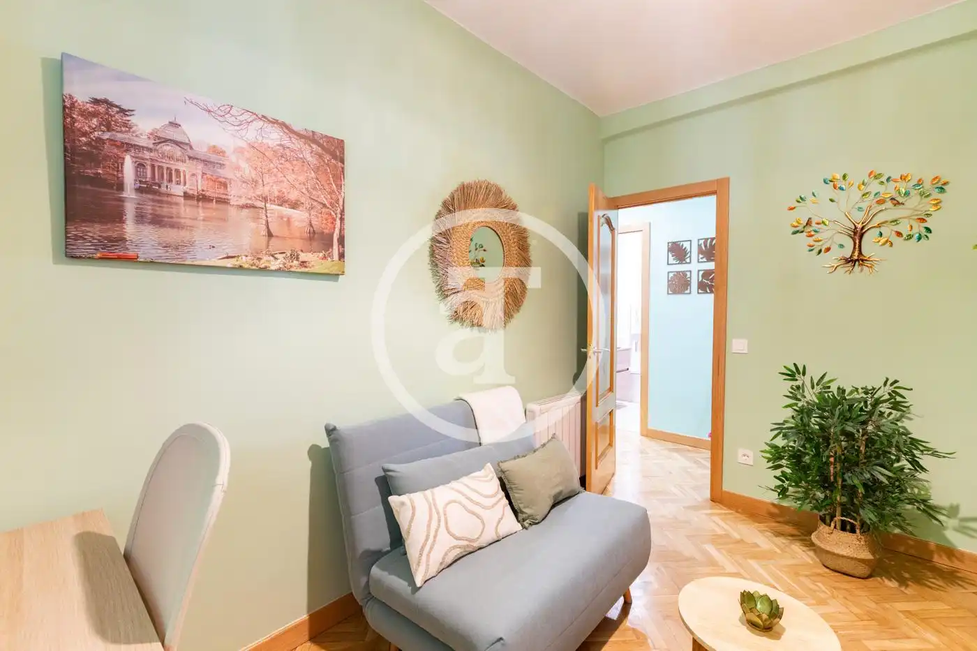 Living room of Flat for rent in Madrid  with Air Conditioner, Heating and Furnished