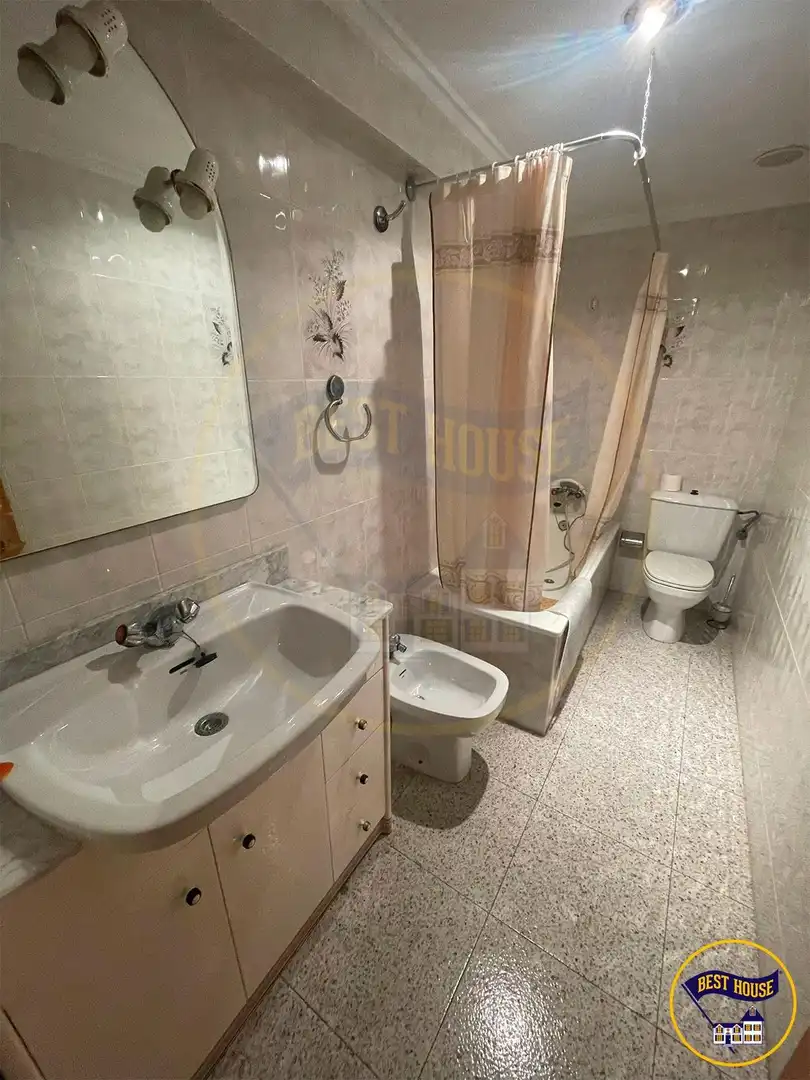 Baño de Finca rústica en venta en Boniches con Calefacción, Terraza y Trastero