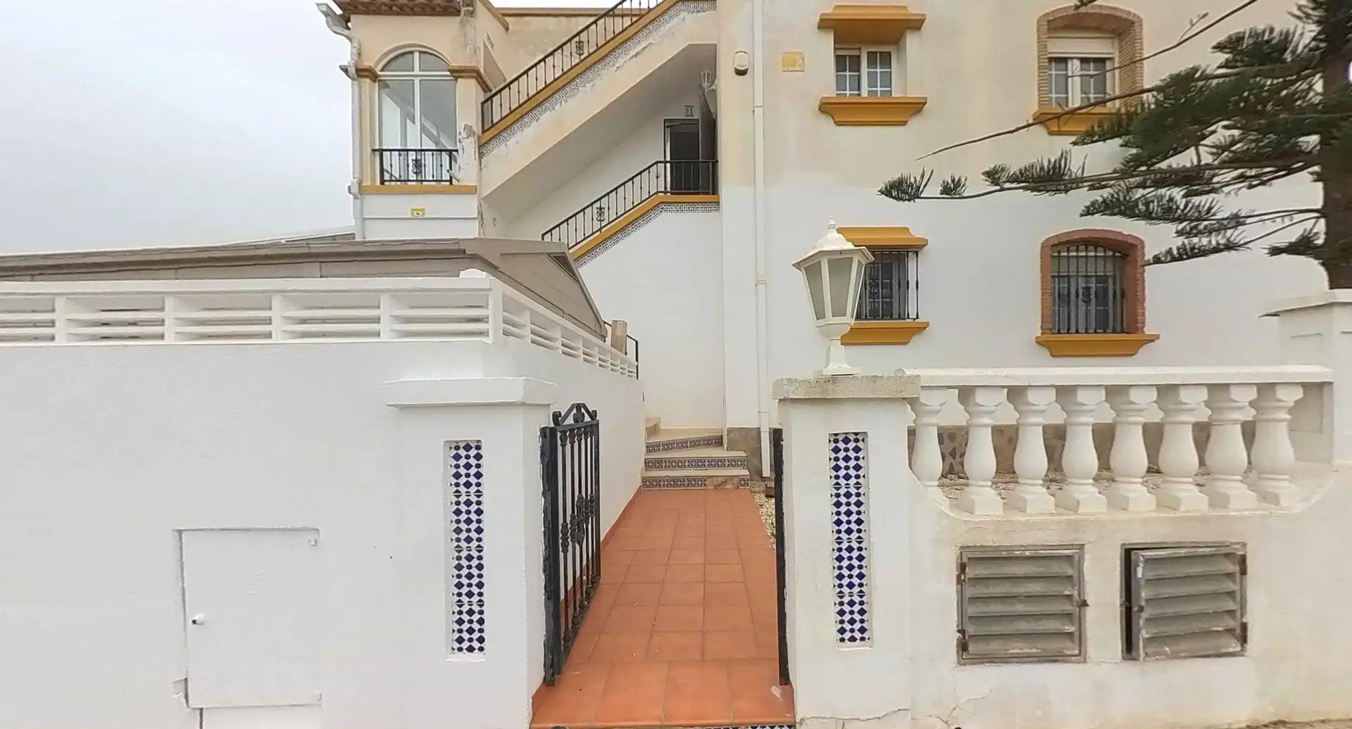 Vista exterior de Pis en venda en Orihuela Costa
