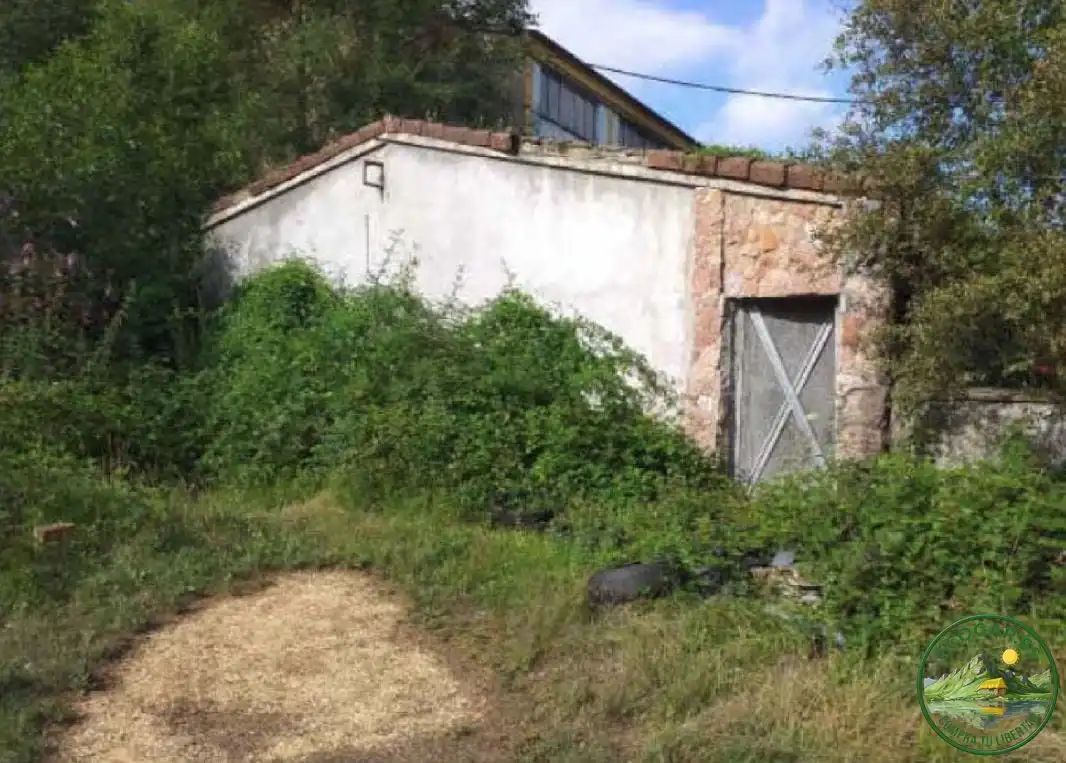 Casa adosada en venda en Langreo amb Jardí privat