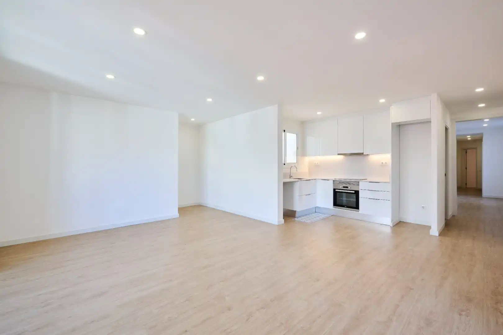 Sala de estar de Piso en venta en Barcelona con Aire acondicionado, Calefacción y Terraza