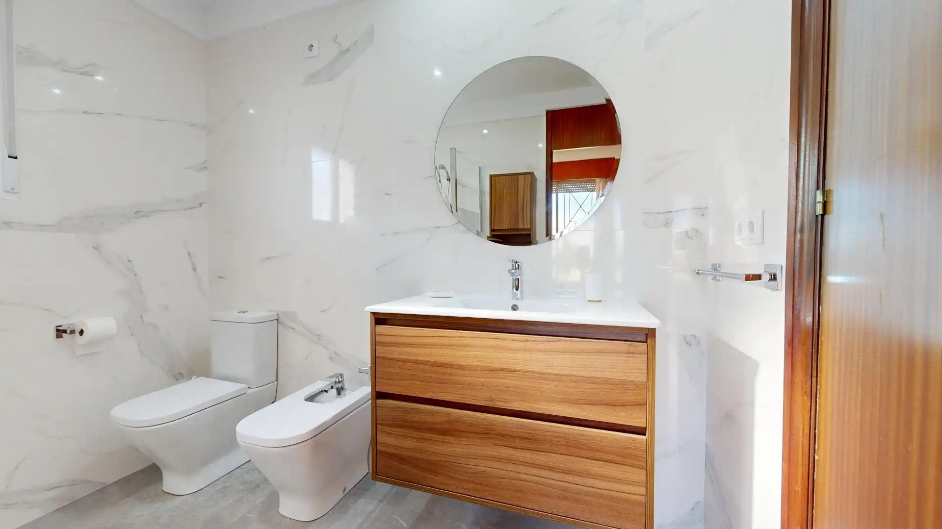 Bathroom of Houses for rent in Torrevieja  with Air Conditioner, Private garden and Terrace
