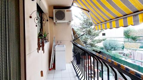 Foto 2 de Casa adosada en venta en Pasaje Rocafort, Les Arenes - La Grípia  Can Montllor, Barcelona