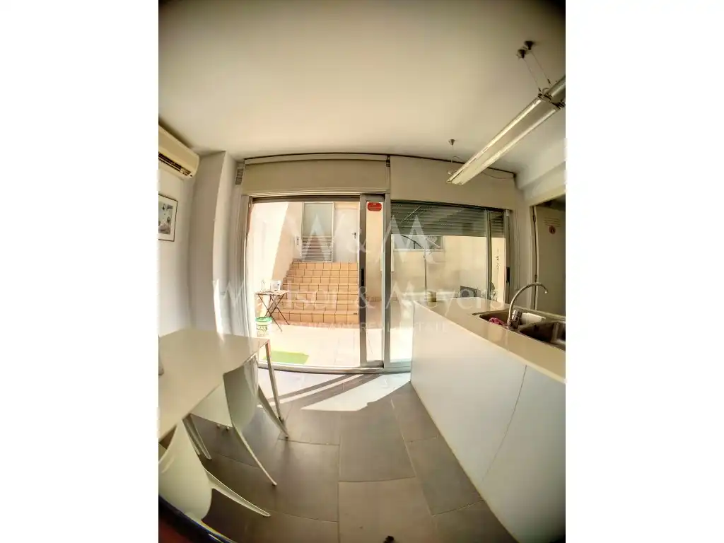 Cocina de Piso en venta en L'Hospitalet de Llobregat