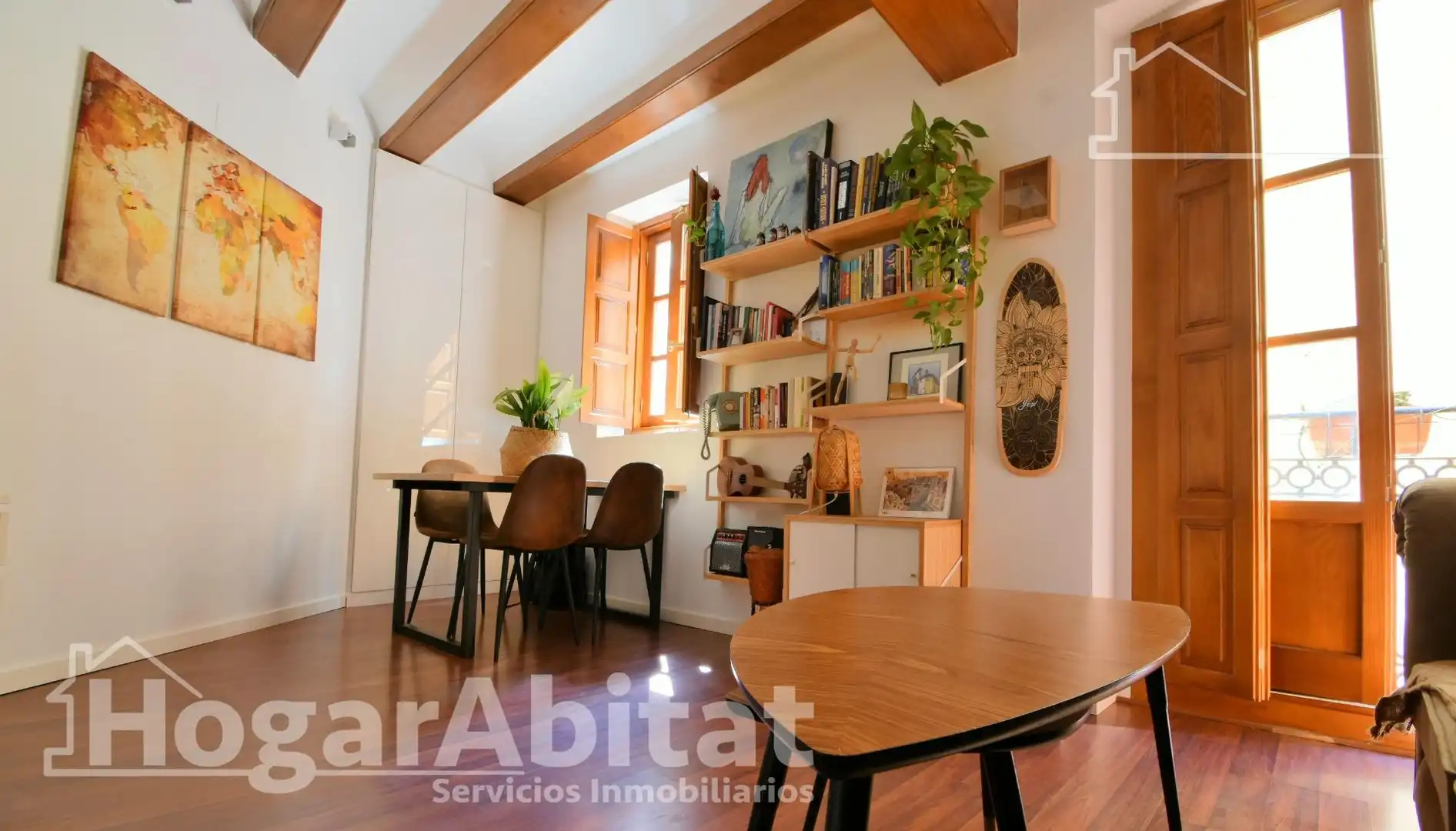 Living room of Flat for sale in  Valencia Capital  with Air Conditioner and Balcony