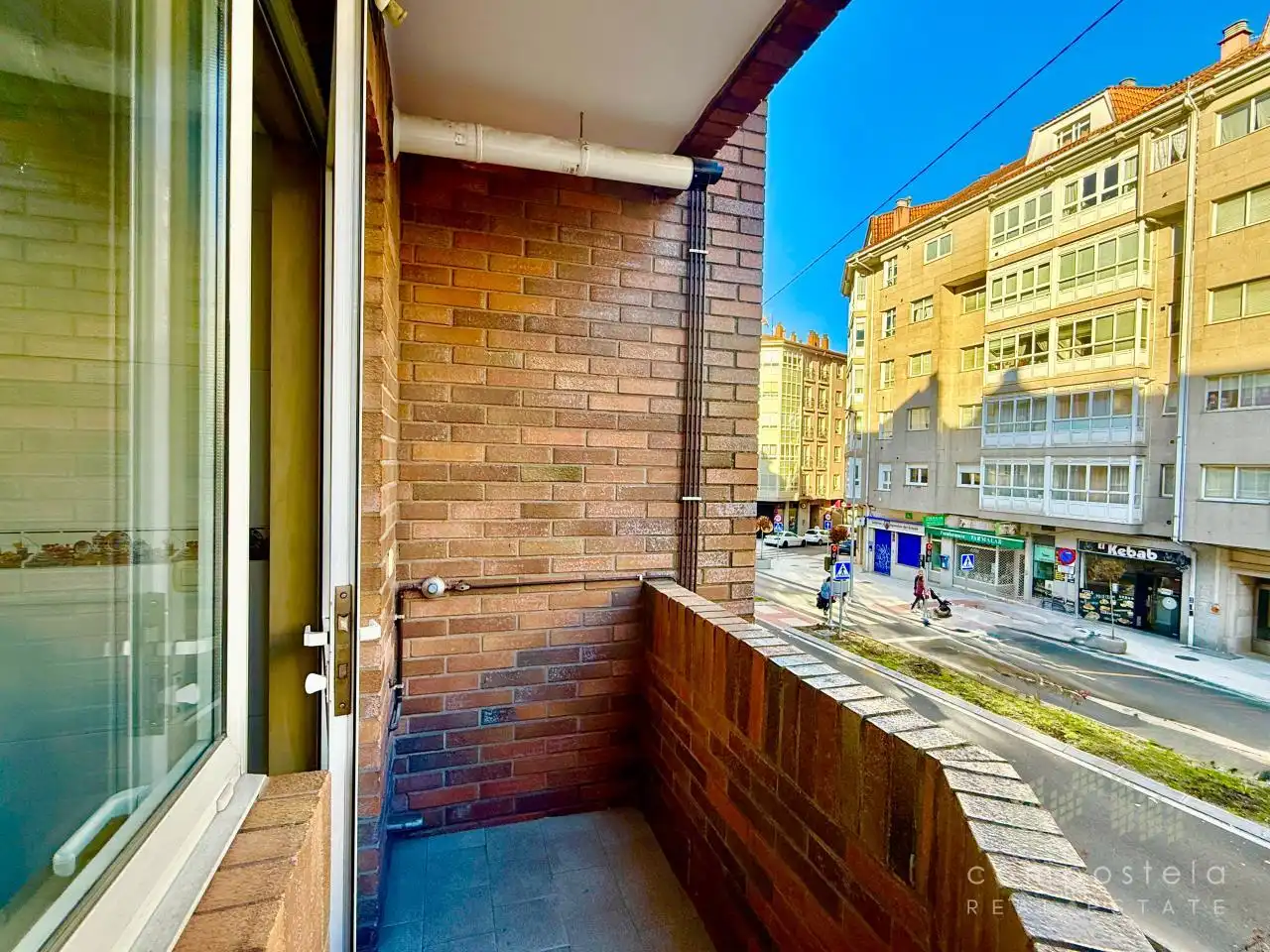 Balcony of Flat for rent in Ames  with Heating, Storage room and Balcony