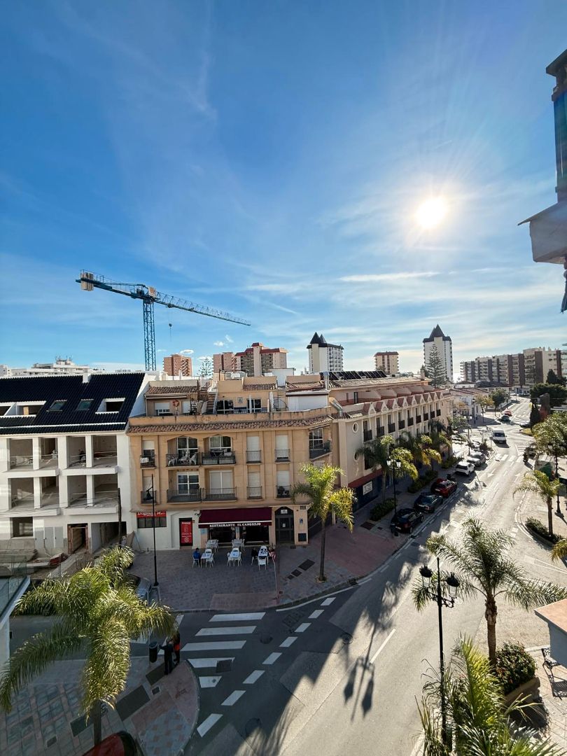 Vista exterior de Estudi de lloguer en Fuengirola amb Aire condicionat, Calefacció i Terrassa