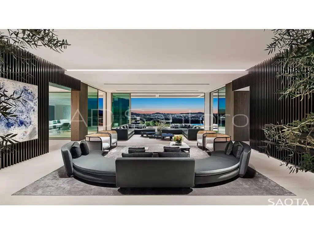 Sala d'estar de Casa o xalet en venda en Sitges amb Aire condicionat, Jardí privat i Terrassa