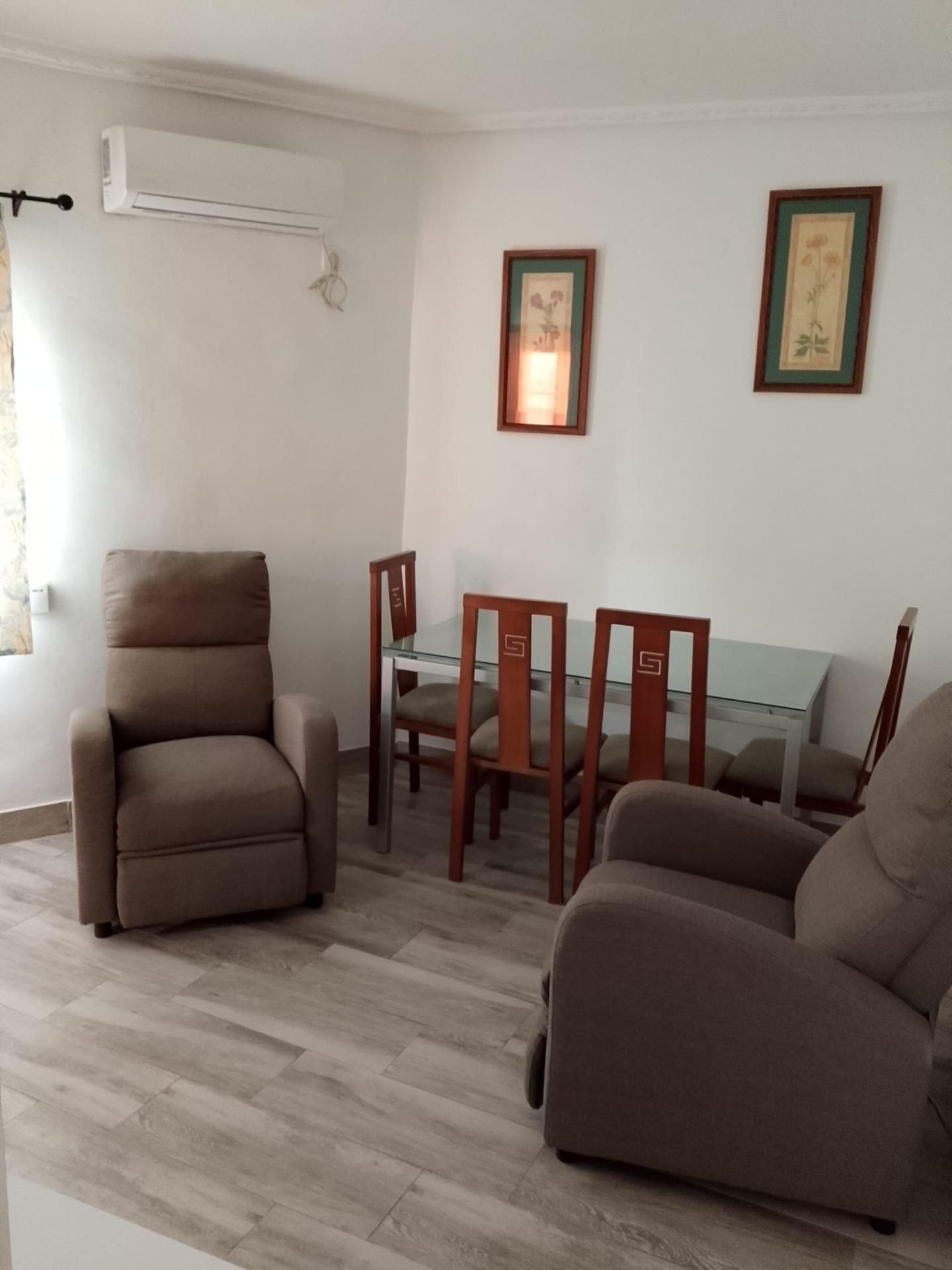 Flat for rent in San Felipe - El Almendral - La Merced