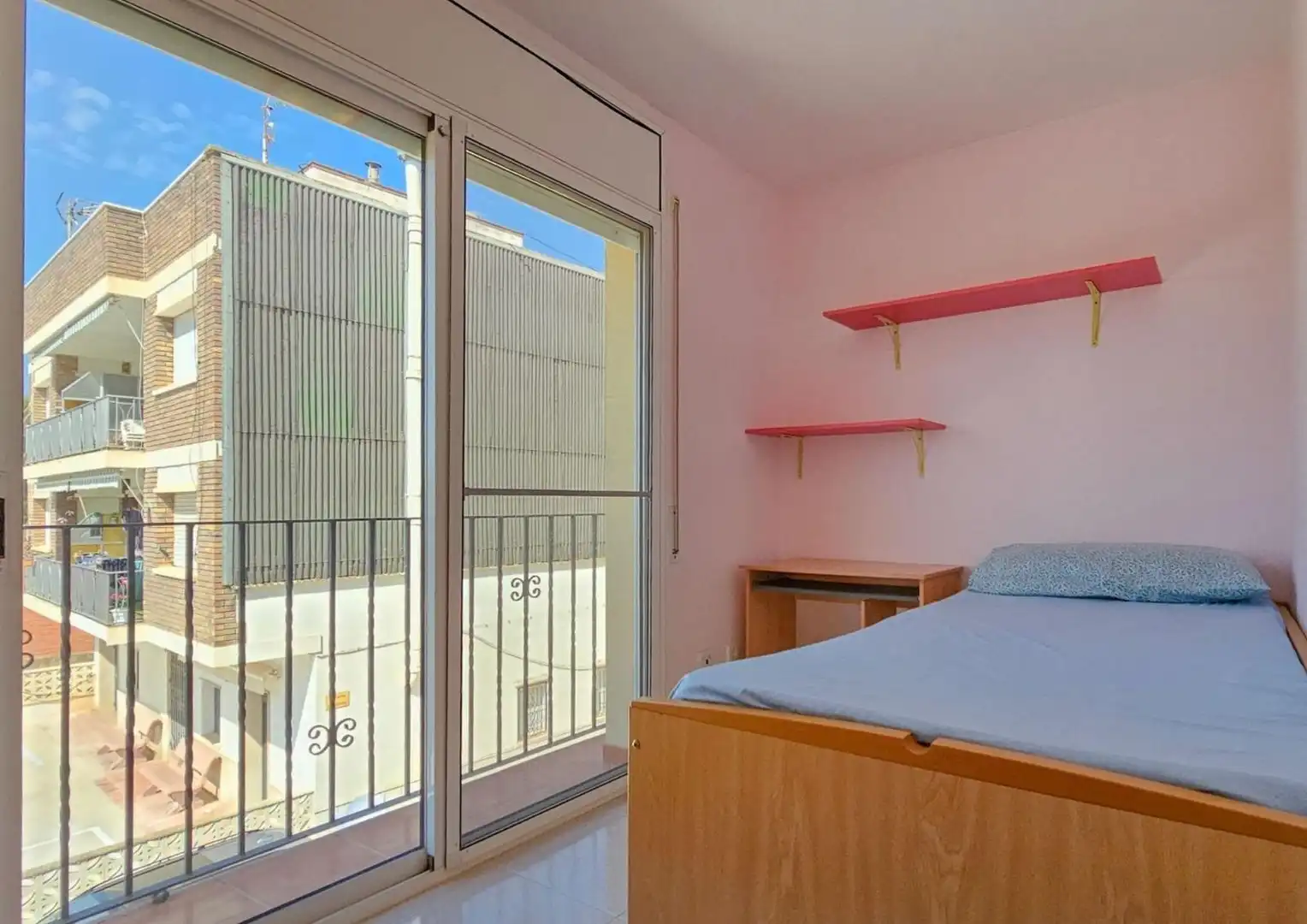 Dormitori de Casa adosada en venda en Alcanar amb Calefacció, Jardí privat i Terrassa