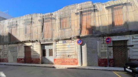 Venta de solar urbano de 645m2 listo para construir en Ribarroja (Valencia)