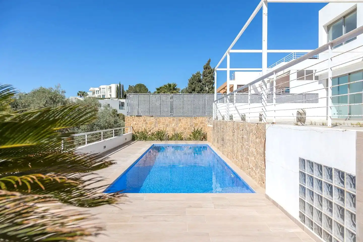 Casa amb terrassa en venda a Corneja, imagen 19