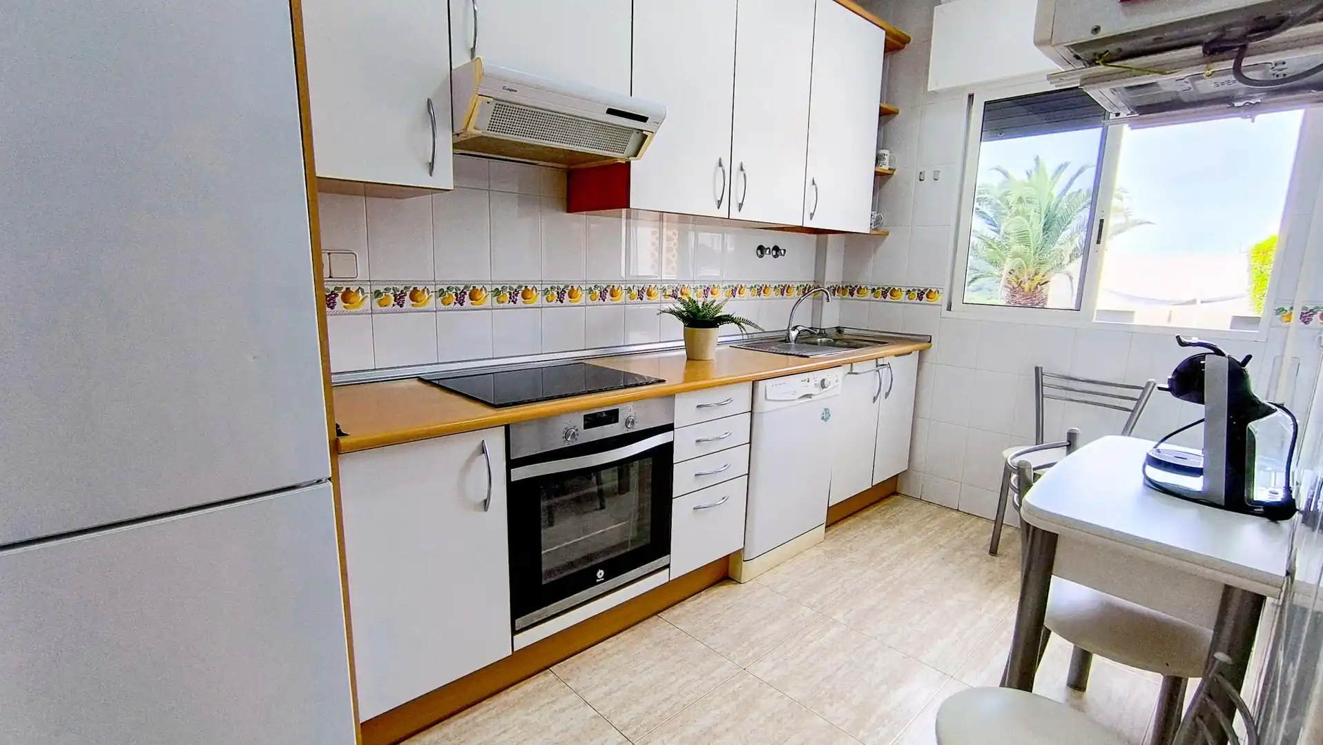 Cocina de Dúplex en venta en Bigastro con Aire acondicionado, Terraza y Piscina comunitaria