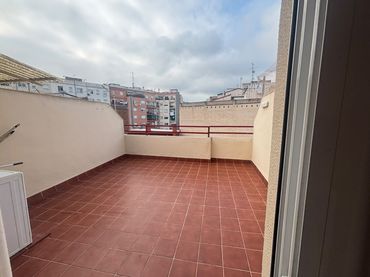 Àtic amb ascensor en venda a Carrer del Regent Mendieta