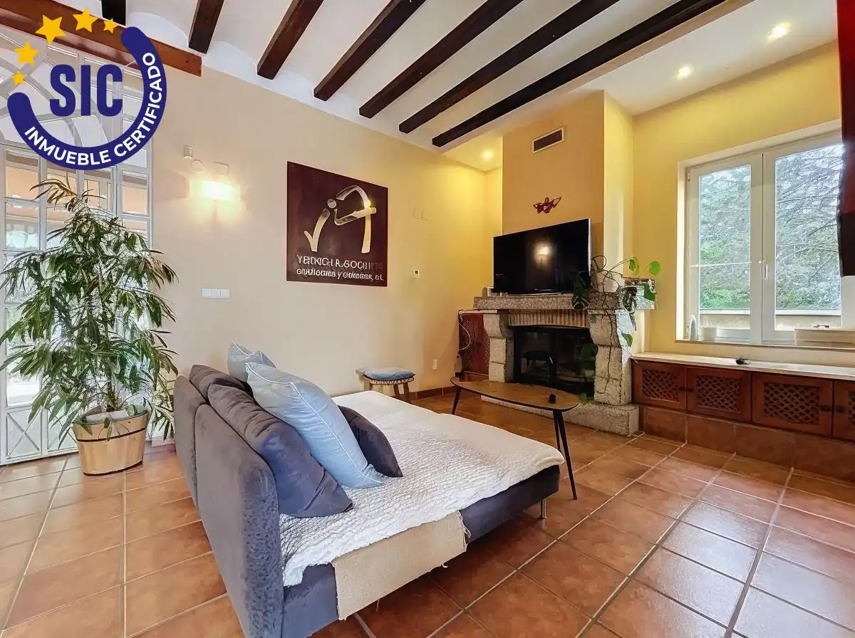 Sala d'estar de Finca rústica en venda en Carcaixent amb Aire condicionat, Calefacció i Jardí privat