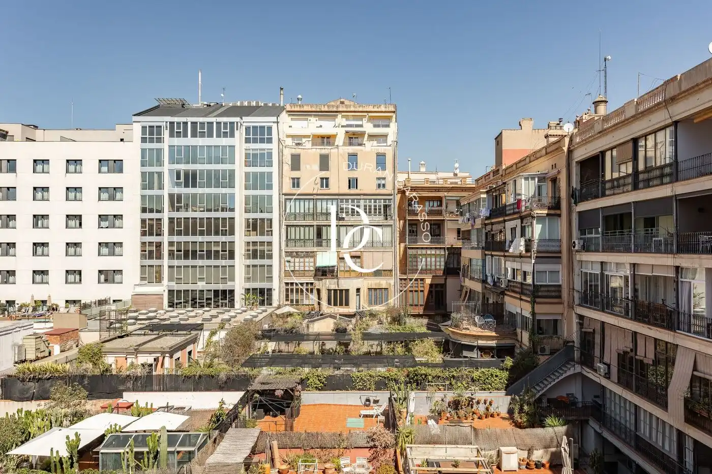 Exterior view of Flat for sale in Barcelona  with Air Conditioner, Heating and Furnished