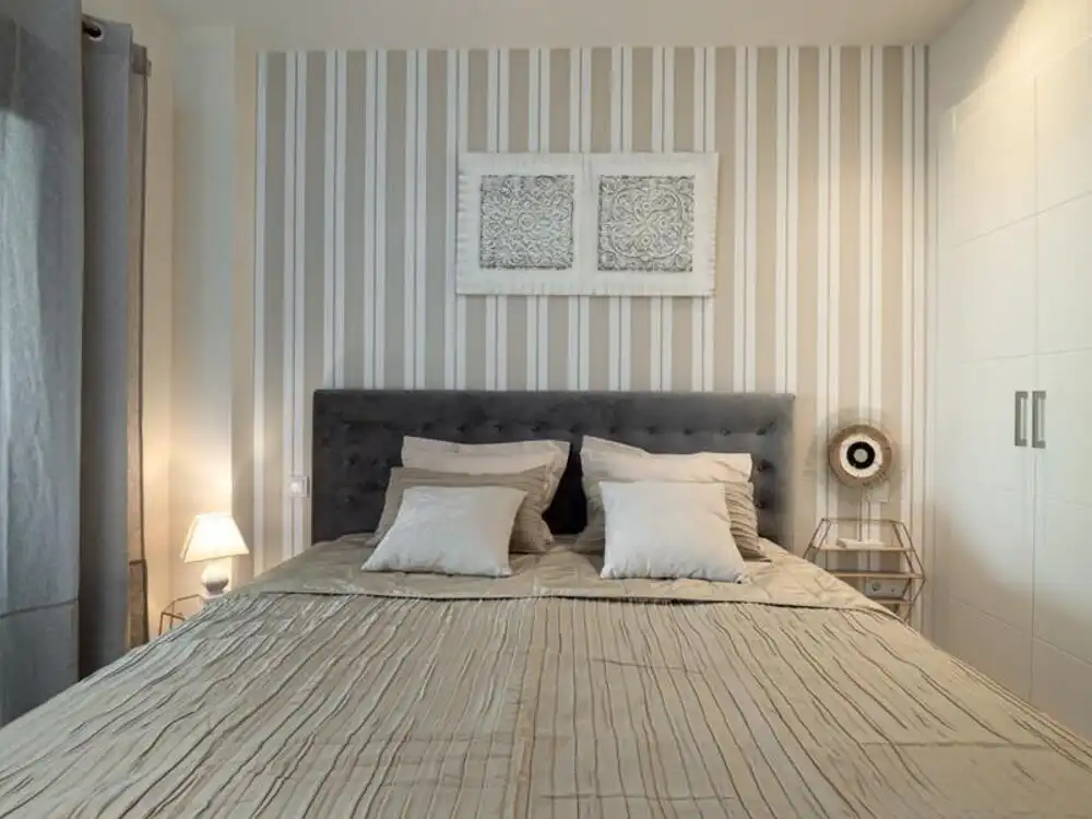 Habitación de Planta baja en venta en Benahavís con Aire acondicionado, Terraza y Piscina