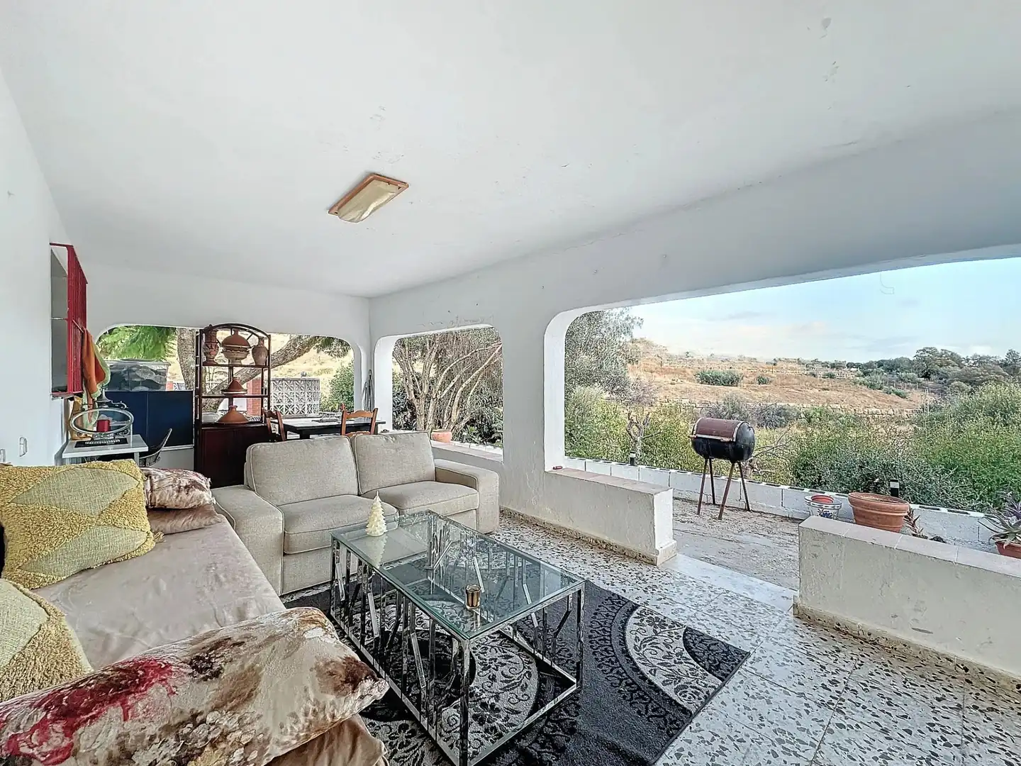 Terrasse von Country house zum Verkauf in Estepona mit Klimaanlage, Privatgarten und Terrasse