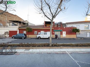 Adosado en venta en OGIJARES 18