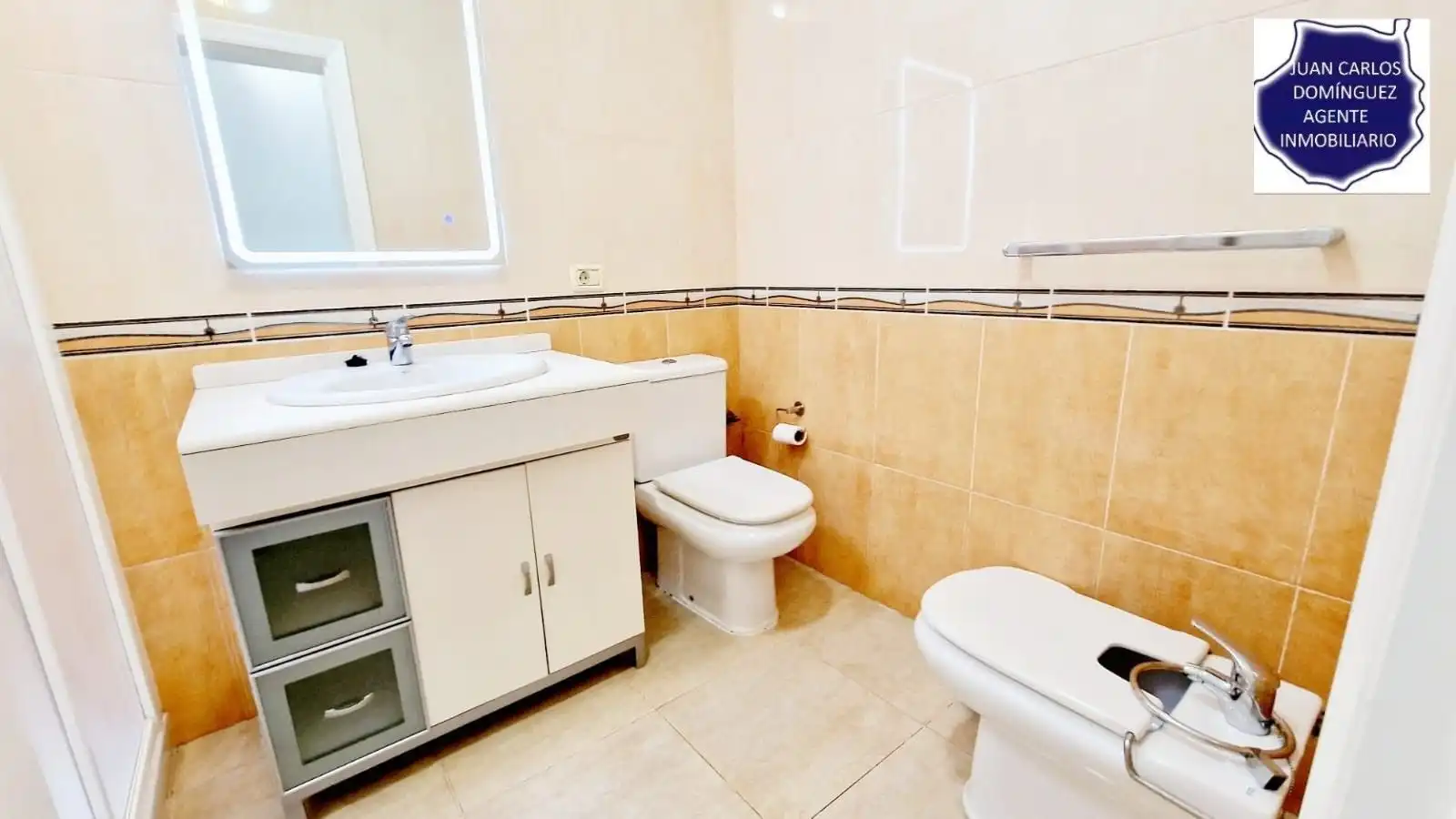 Bany de Casa o xalet de lloguer en San Bartolomé de Tirajana amb Aire condicionat, Jardí privat i Terrassa