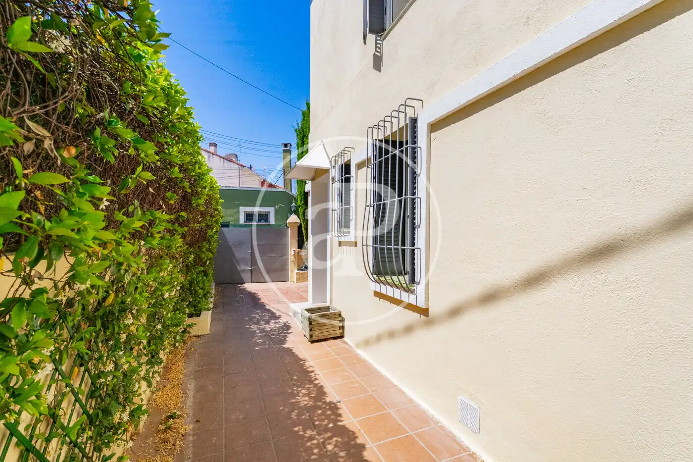 Vista exterior de Casa o chalet de alquiler en Madrid con Aire acondicionado, Calefacción y Jardín privado