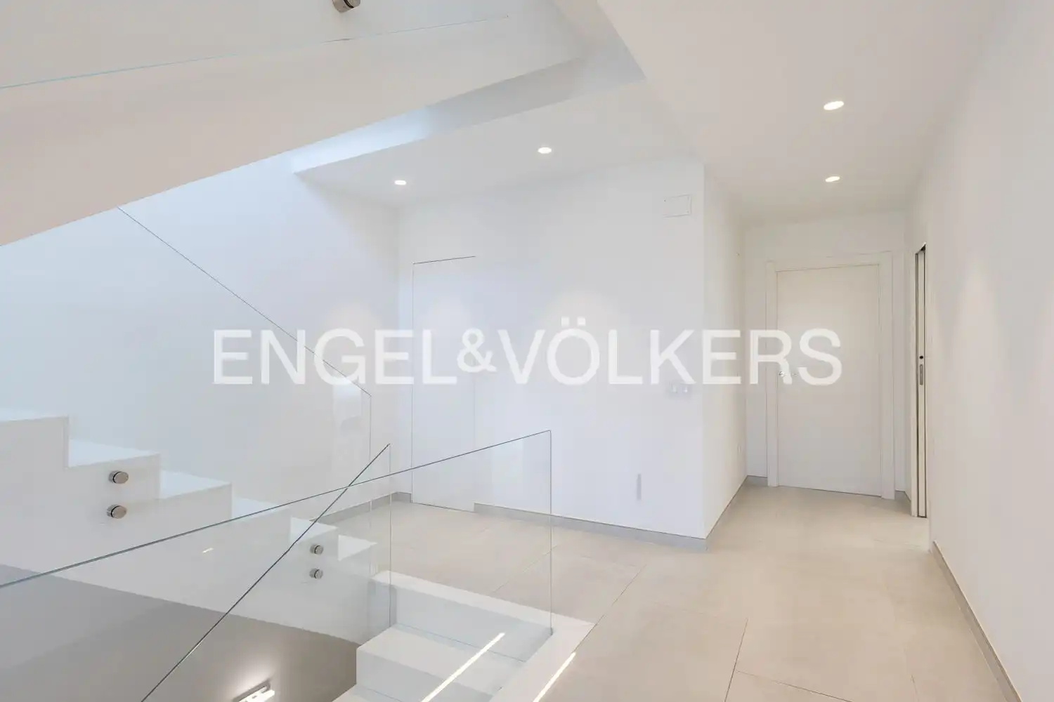 Houses for sale in Real  with Air Conditioner, Heating and Terrace