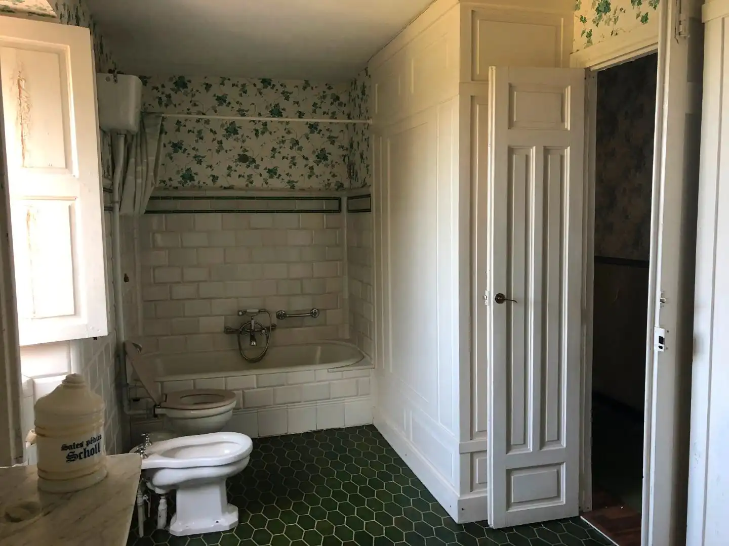 Badezimmer von Haus oder Chalet zum Verkauf in Oleiros mit Privatgarten, Parkett und Terrasse