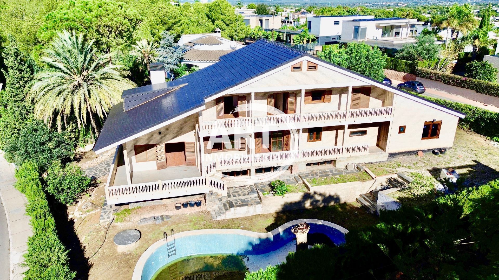 Vista exterior de Casa o xalet en venda en Bétera amb Aire condicionat, Calefacció i Jardí privat
