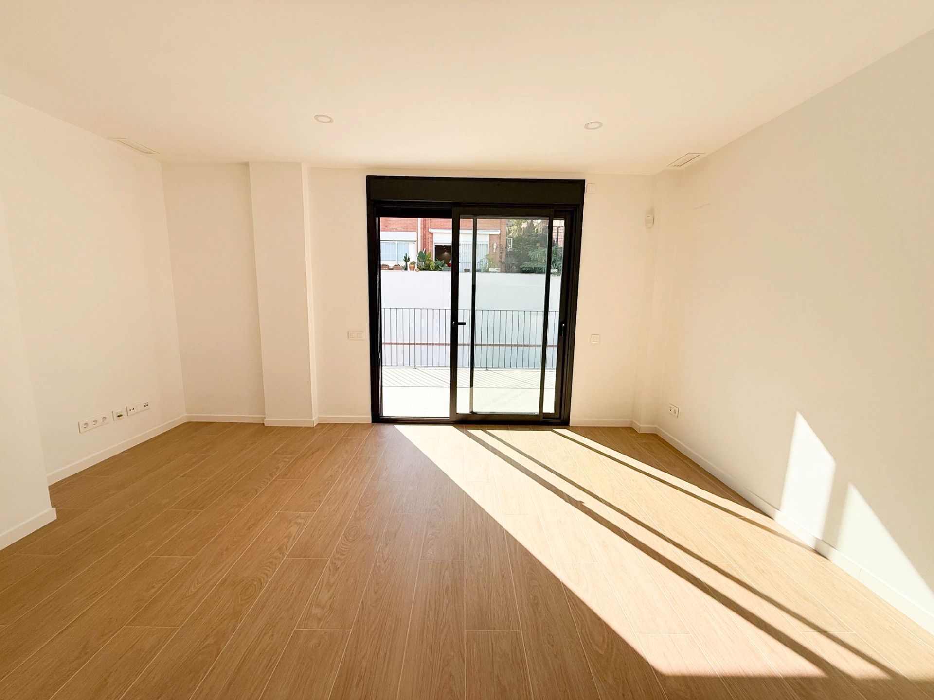 Dormitori de Pis de lloguer en  Barcelona Capital amb Aire condicionat, Calefacció i Terrassa