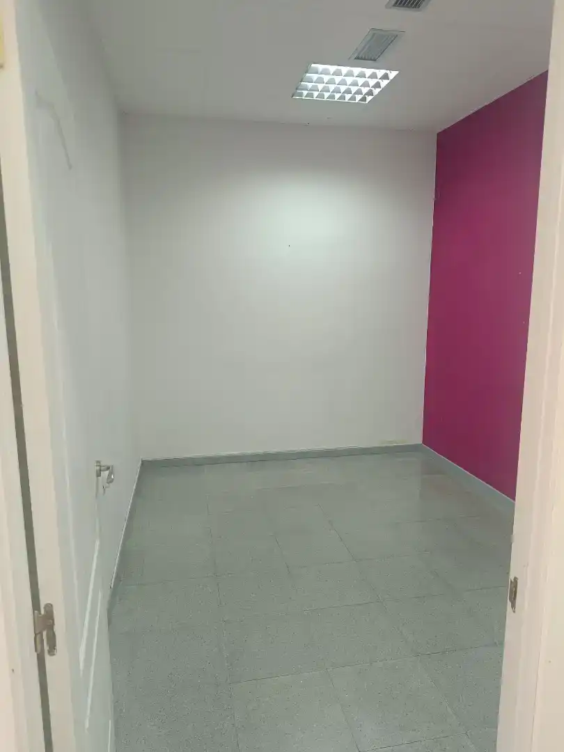 Planta baja de alquiler en Dos Hermanas con Aire acondicionado