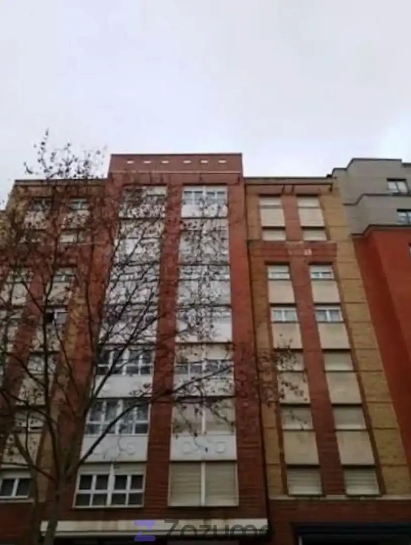 Pis de lloguer a C. Juan García Hortelano, Parquesol