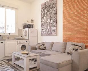 Living room of Apartment to share in  Madrid Capital  with Air Conditioner and Terrace