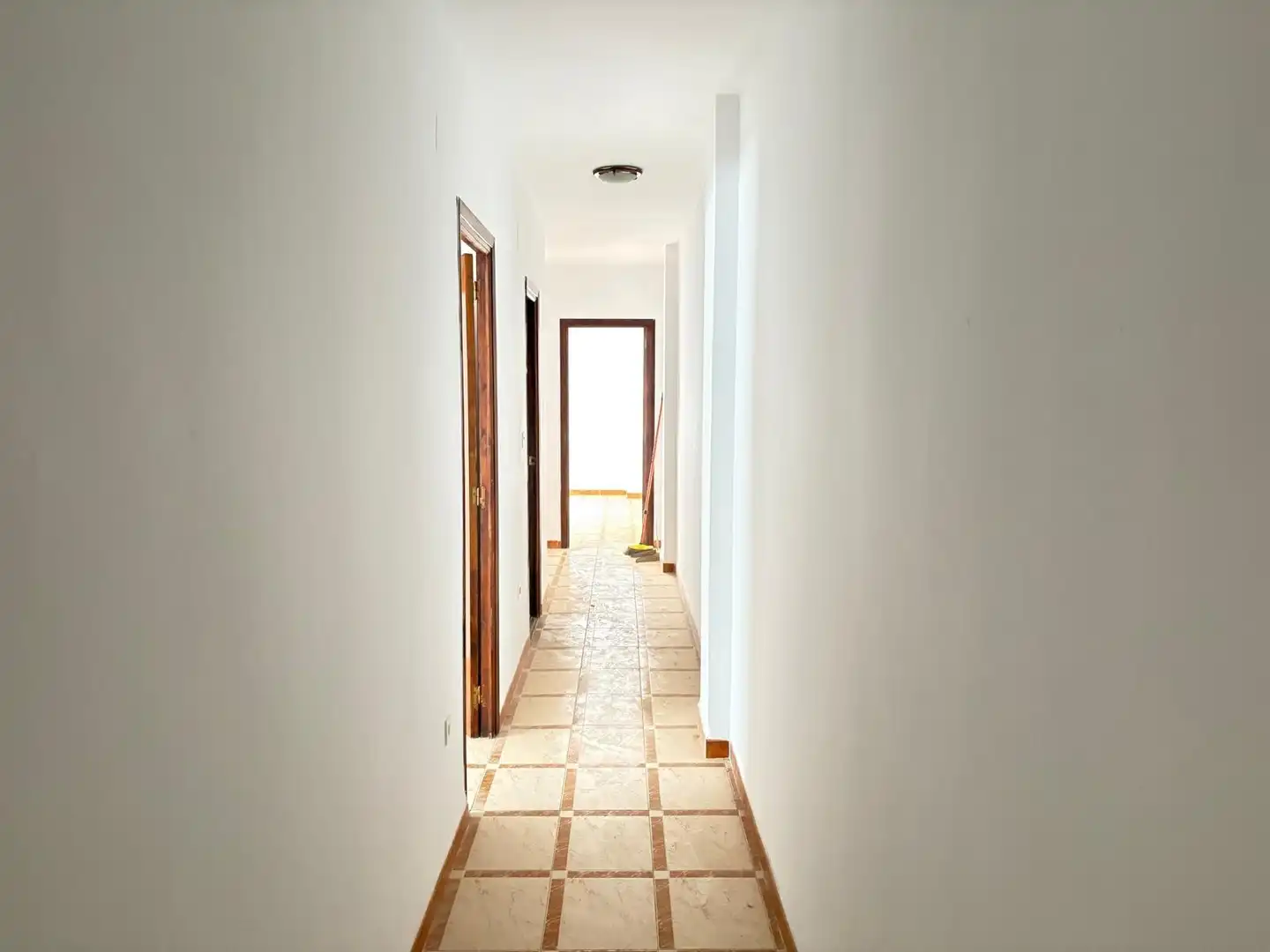 Piso en venta en Jamilena con Balcón