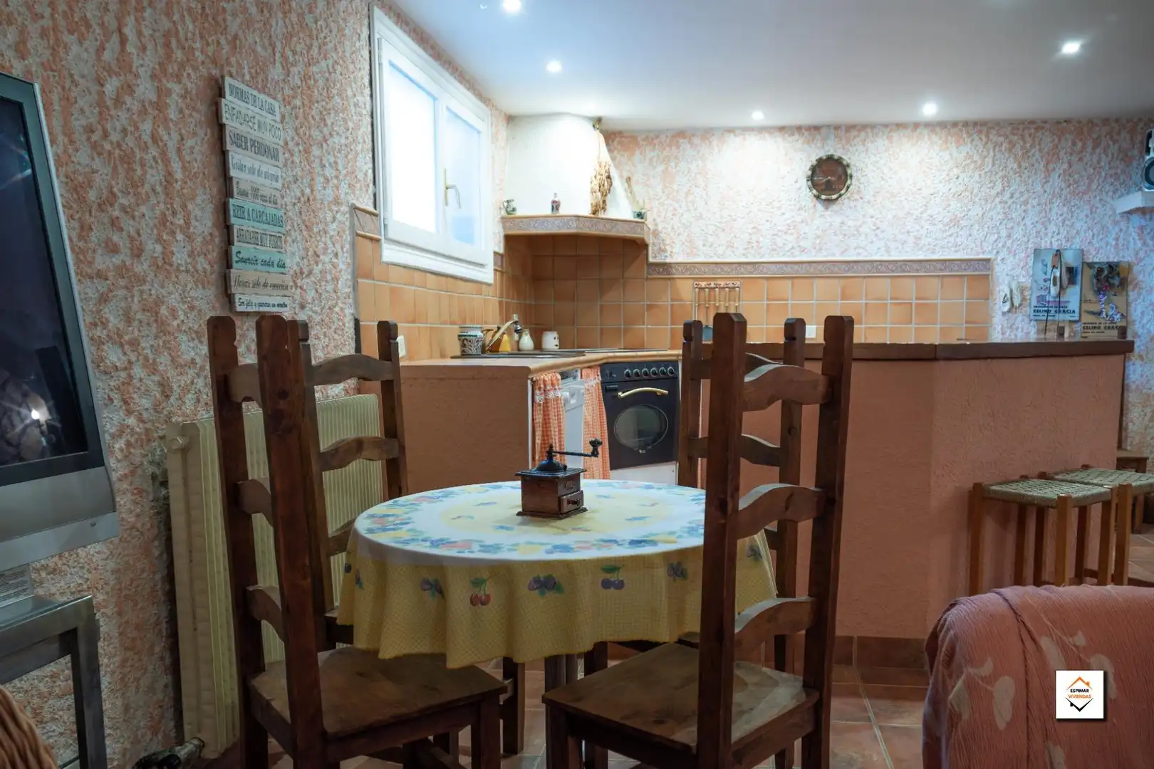 Kitchen of Houses for sale in Zaragoza  with Air Conditioner, Heating and Private garden