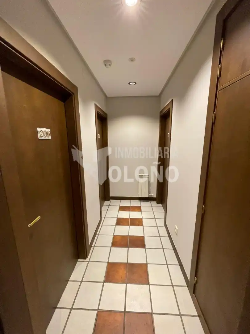 Edificio en venta en Castañares de Rioja