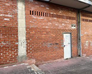 Vista exterior de Local en venda en El Astillero   amb Terrassa