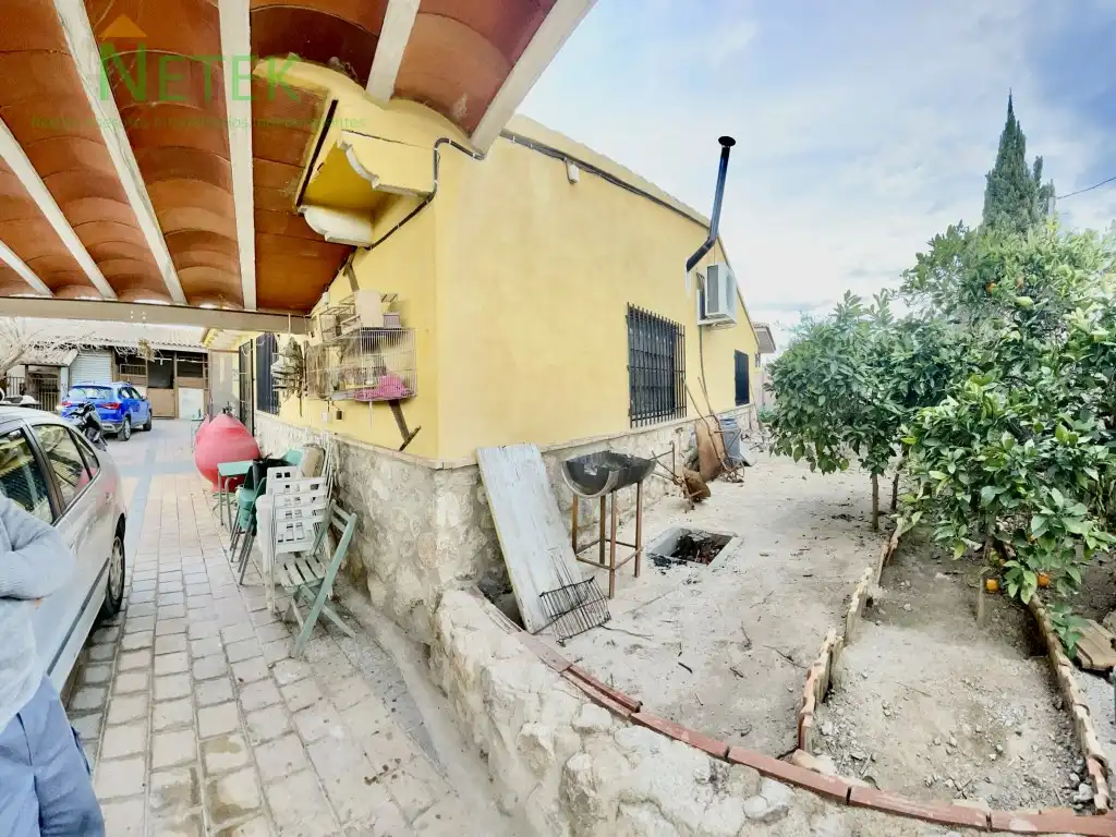 Country homes for sale in Santa Cruz