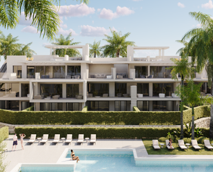 Vista exterior de Apartament en venda en Estepona amb Aire condicionat, Calefacció i Terrassa