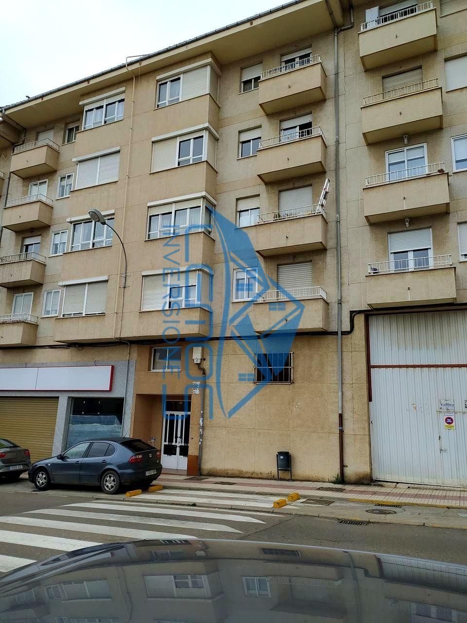 Exterior view of Flat for sale in Benavente  with Terrace