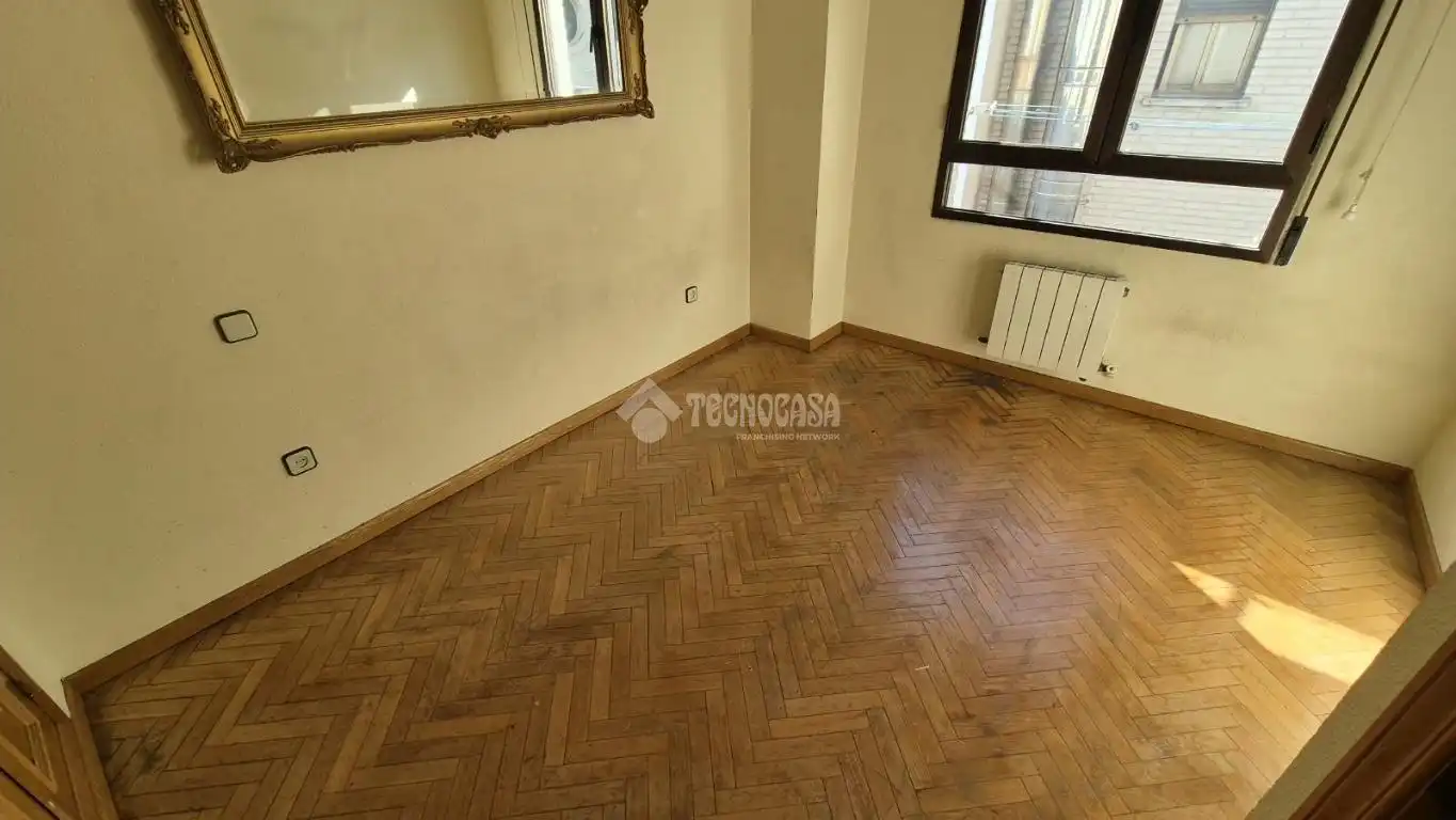 Habitación de Piso en venta en Villaverde