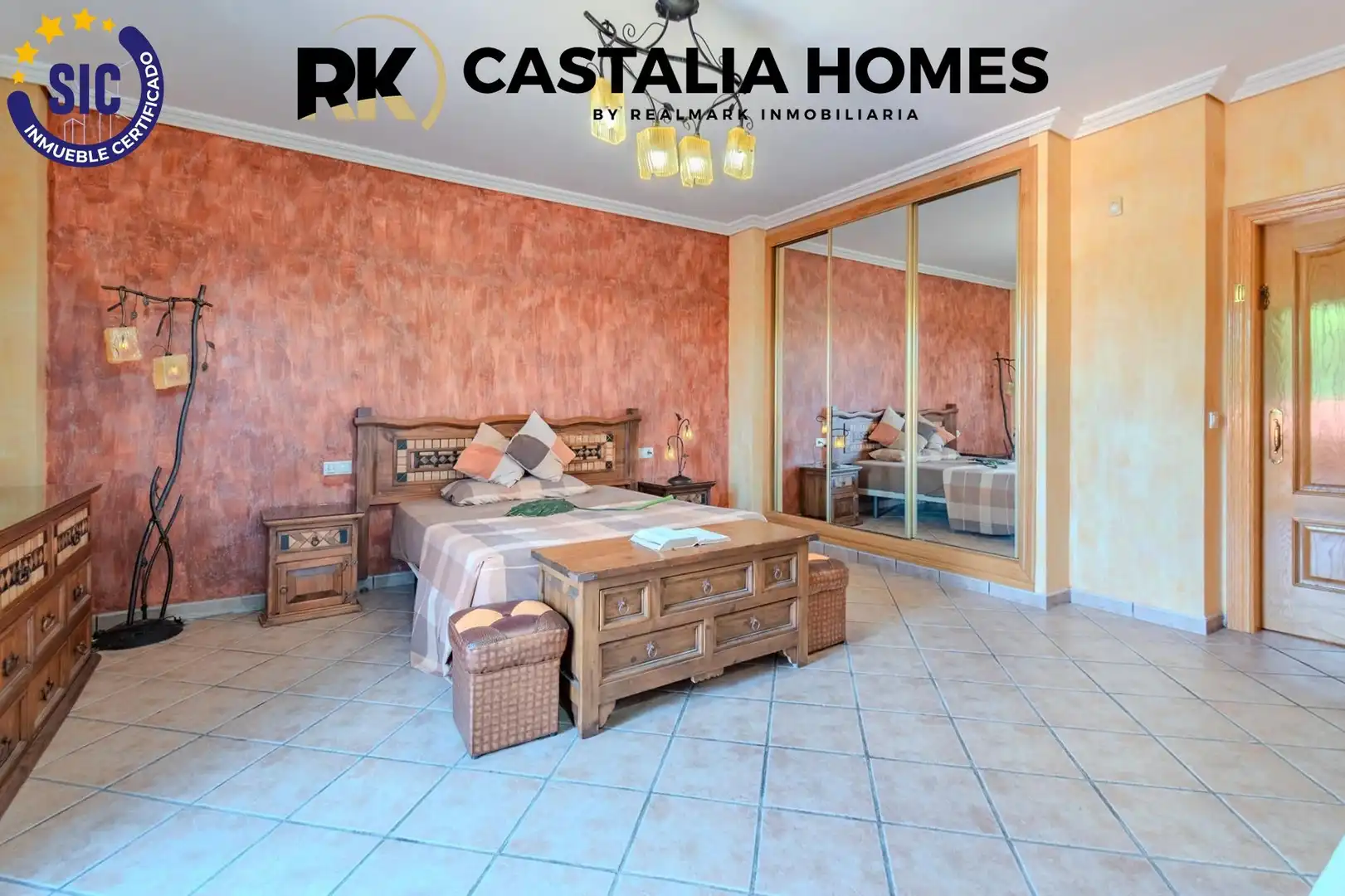 Dormitori de Casa o xalet en venda en Borriol amb Aire condicionat, Calefacció i Jardí privat